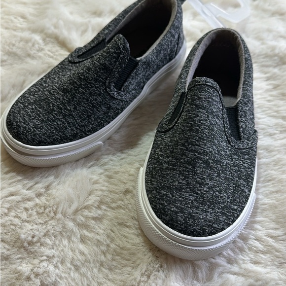 Old Navy Kids Slip-On Sneakers - black and White - Picture 1 of 4